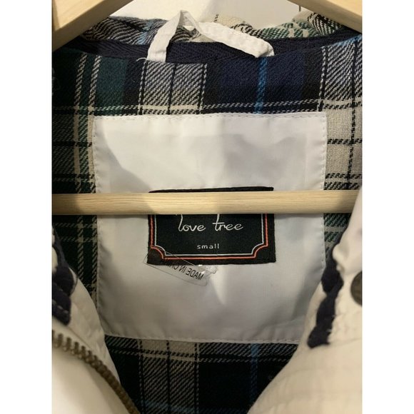 Love Tree white plaid lined women’s Sz S zipper closure hooded puffer vest - Picture 2 of 6